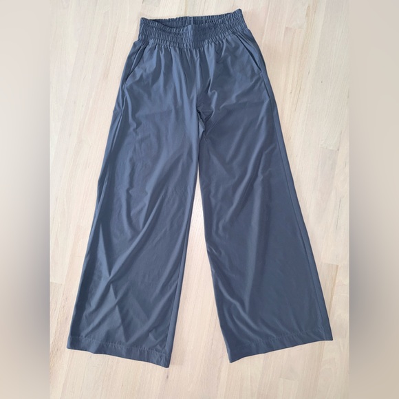 Like New Vuori Villa Wideleg Azure Blue Athletic Trouser Pant Small - Picture 2 of 10